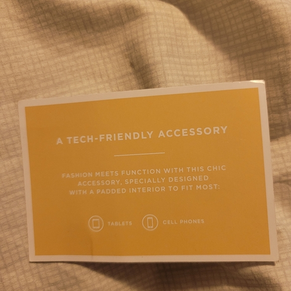 Michael Kors - Sally Large 2-In-1 Saffiano Leather and Logo Tote Bag - Picture 9 of 9